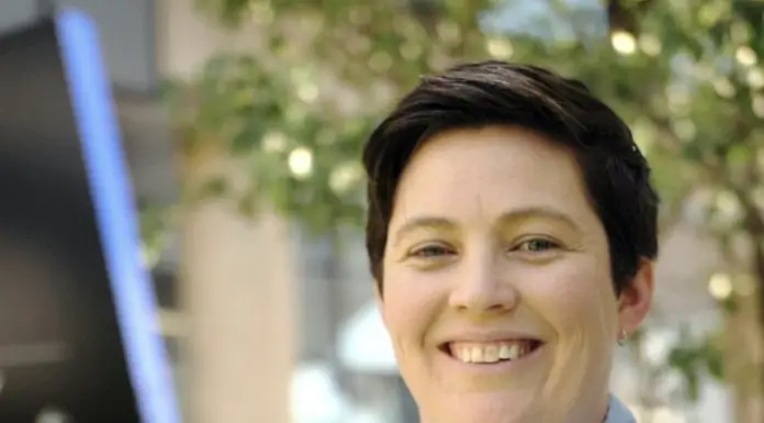 Associate Professor Ashleigh Smith Associate Professor in Healthy Ageing UniSA Allied Health & Human Performance.