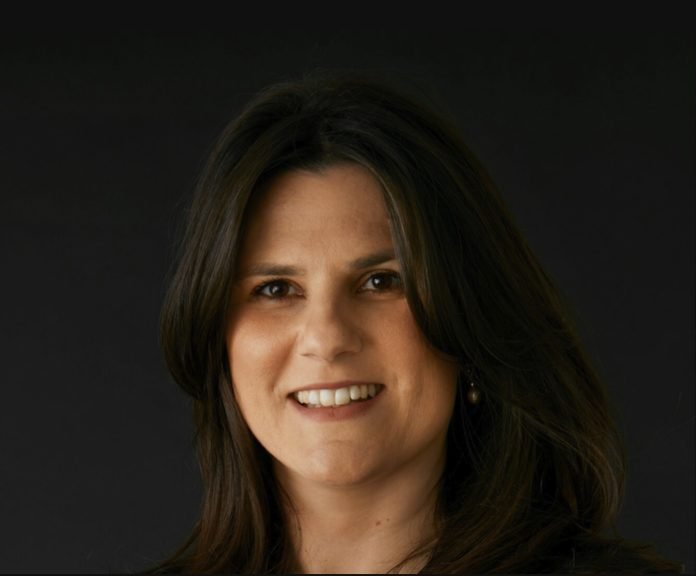 Dr Anna Kiaos.